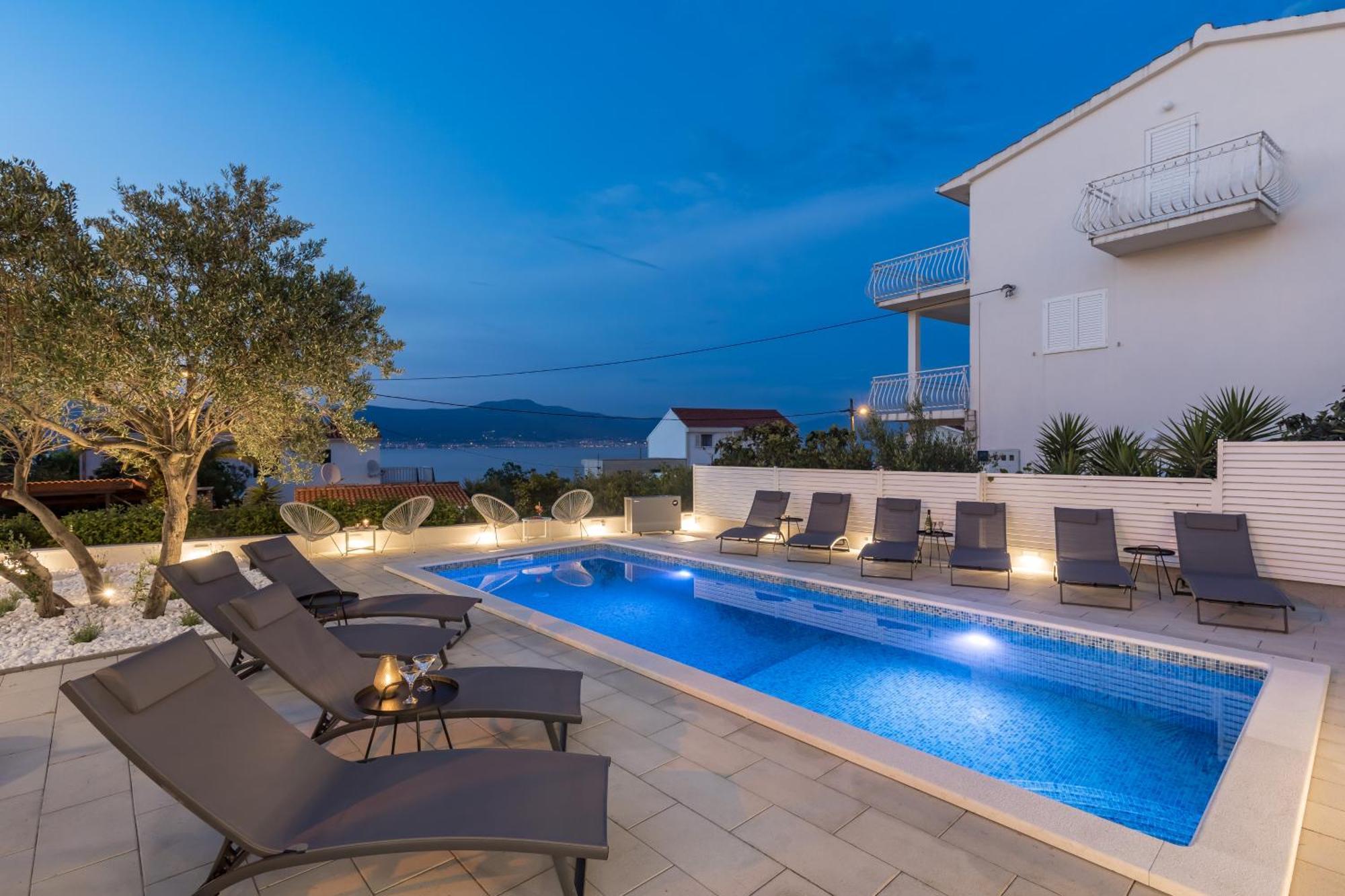 Apartments Marina トロギール エクステリア 写真