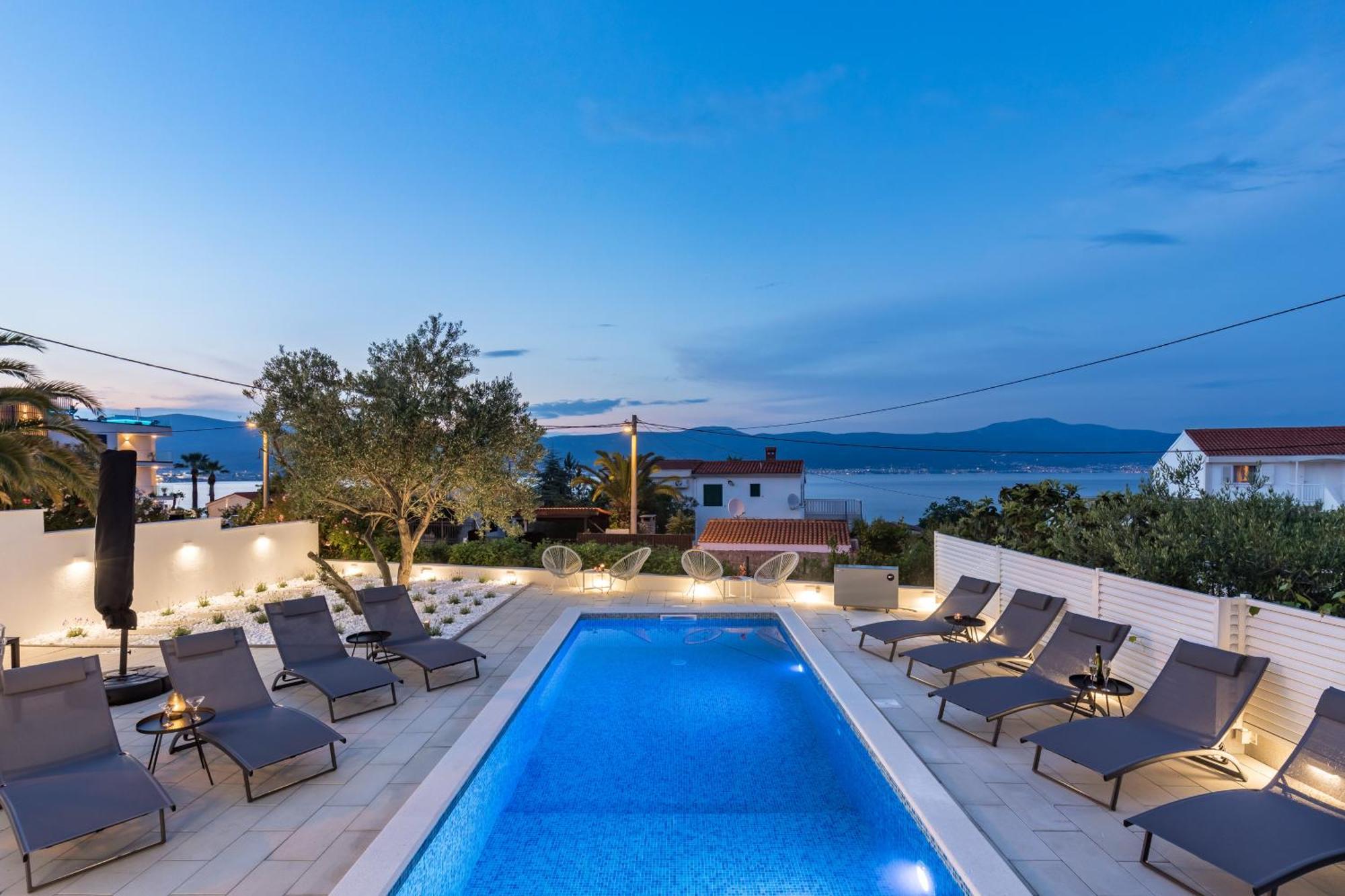 Apartments Marina トロギール エクステリア 写真