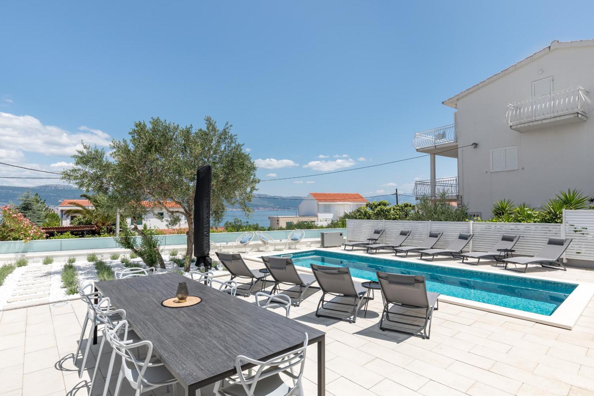 Apartments Marina トロギール エクステリア 写真