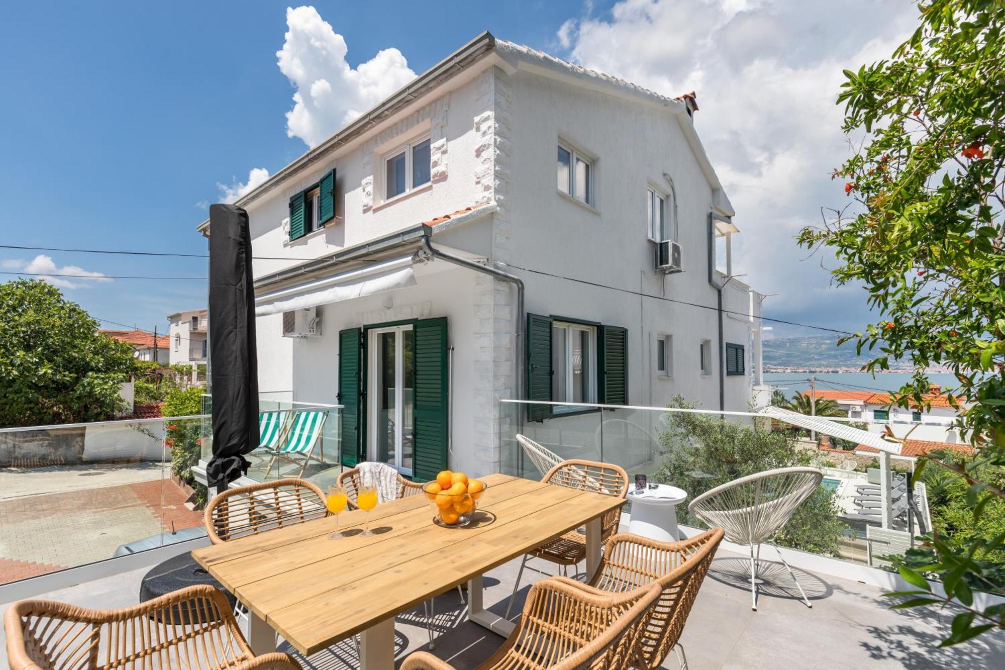 Apartments Marina トロギール エクステリア 写真
