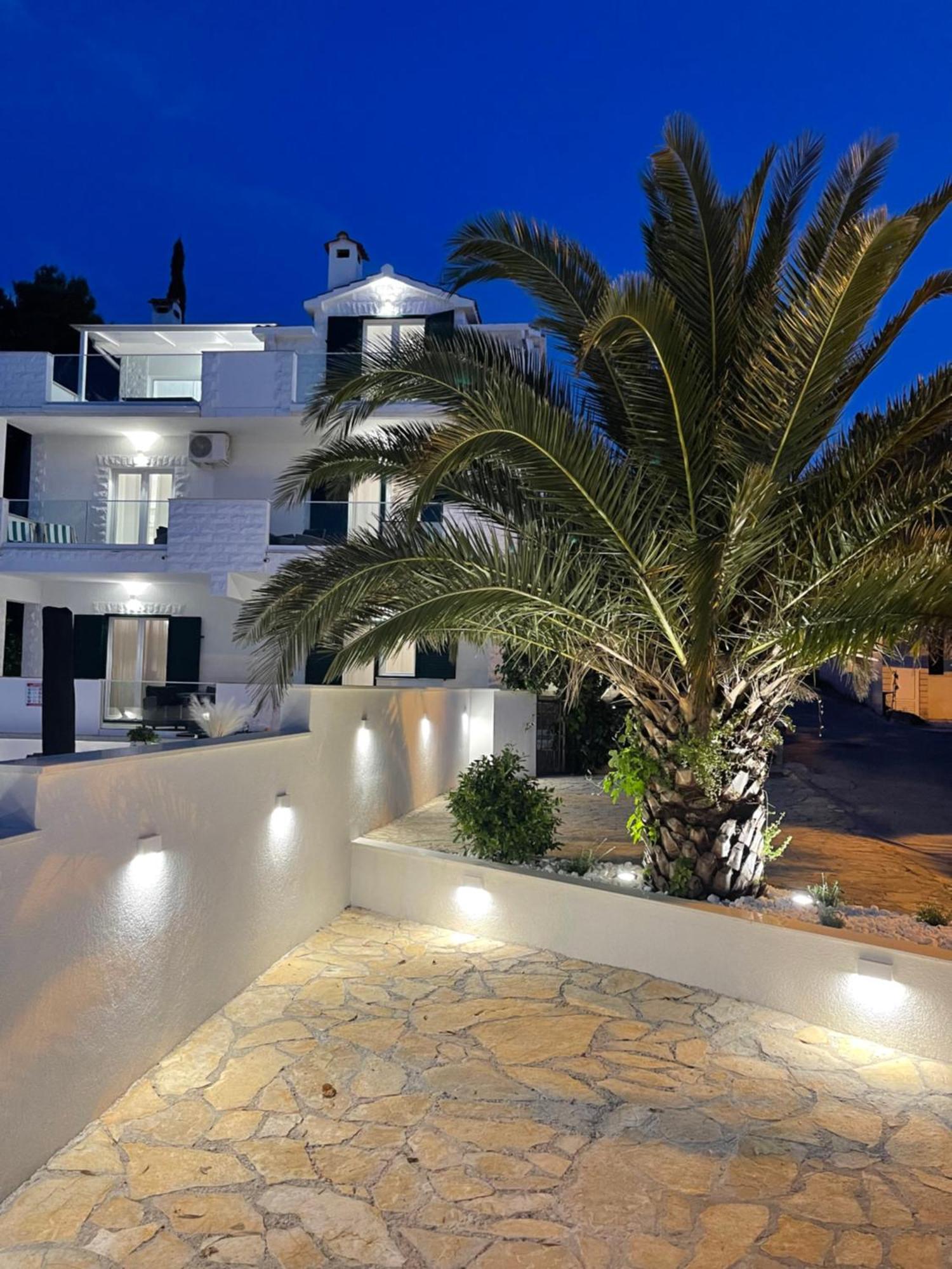 Apartments Marina トロギール エクステリア 写真