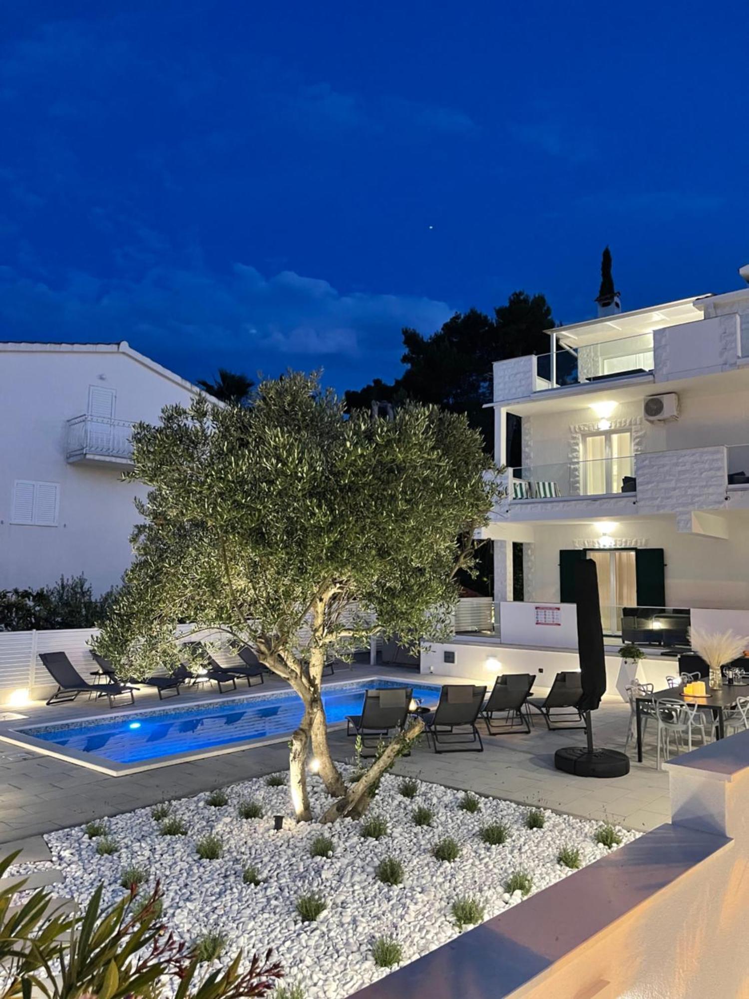 Apartments Marina トロギール エクステリア 写真